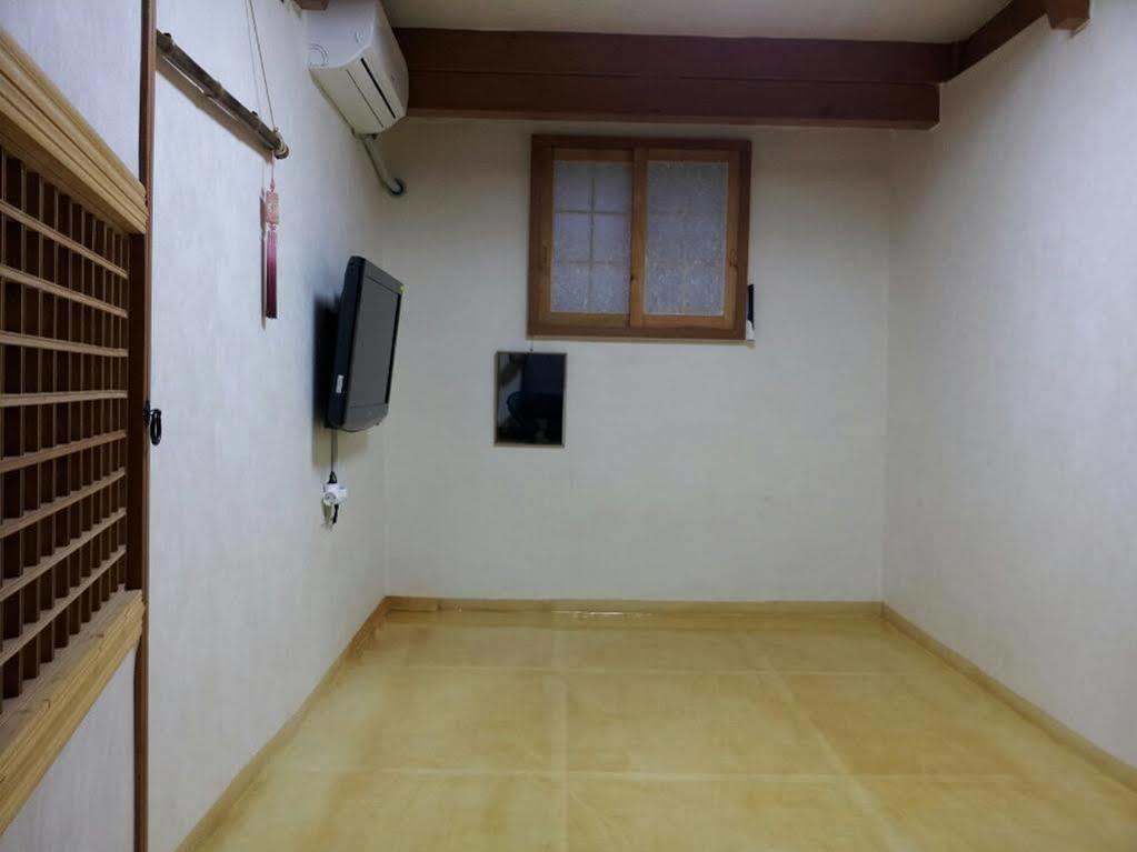 Han Hanok Guesthouse Σεούλ Εξωτερικό φωτογραφία